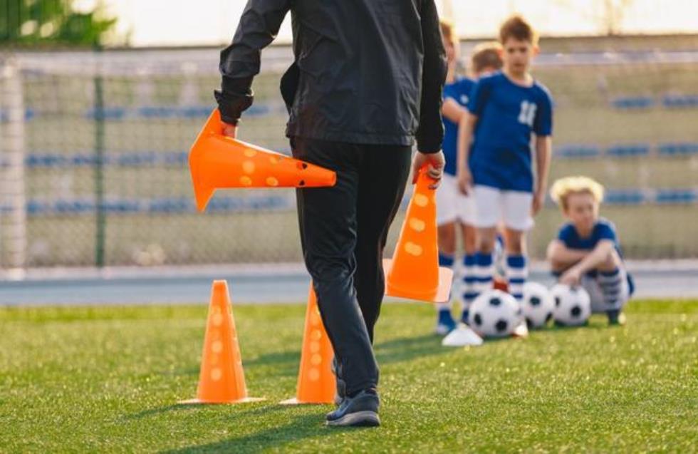 Δεν αρκούν τα ποδοσφαιρικά διπλώματα για τους προπονητές ακαδημιών