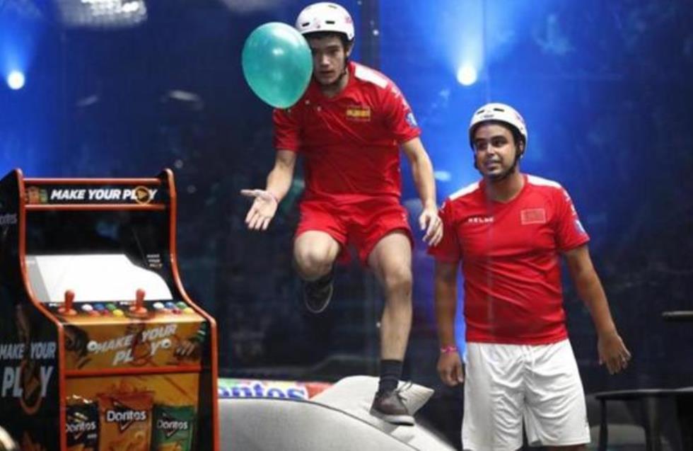 Ο Πικέ διοργάνωσε το πρώτο Παγκόσμιο Κύπελλο... ρίψης μπαλονιού σε σαλόνι!