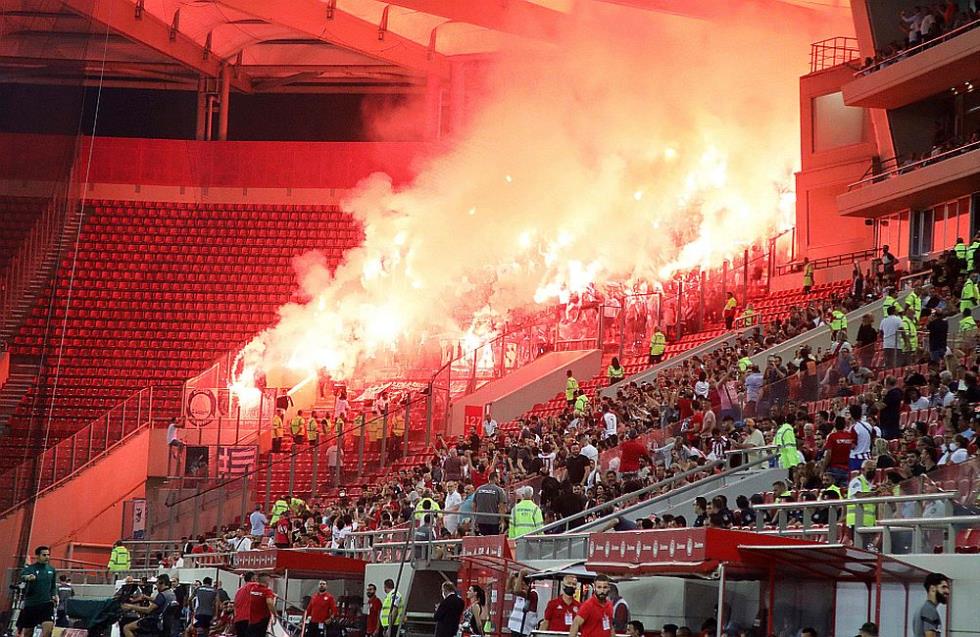 Οπαδός του Απόλλωνα συνελήφθη κι έμεινε Ελλάδα