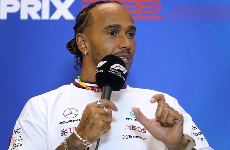 Formula 1: Το χειμώνα οι επαφές Χάμιλτον-Mercedes για το νέο τους συμβόλαιο
