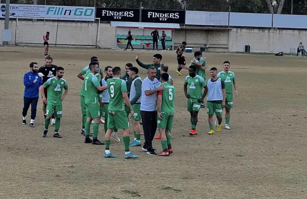 Στον Οθέλλο το ντέρμπι, μέρα γηπεδούχων και... παιχνίδια με φινάλε θρίλερ