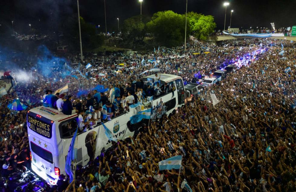«Γαλλία, σταμάτα να κλαις» - Πάνω από μισό εκατομμύριο υπογραφές στην Αργεντινή!
