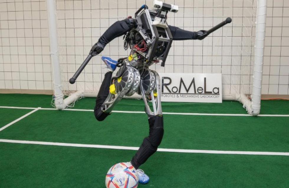 ARTEMIS, το ρομπότ που παίζει ποδόσφαιρο, είναι έτοιμο για το γήπεδο
