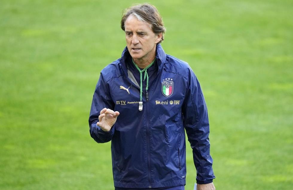 Μαντσίνι: «Το ότι ο Τονάλι φεύγει από την Ιταλία, αυτό σημαίνει πως υπάρχει πρόβλημα»