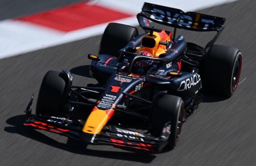 Κυρίαρχος ο Φερστάπεν στις δοκιμές 10 μέρες πριν αρχίσει η σεζόν στη Formula 1